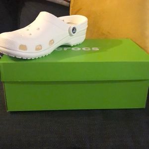 white crocs size 10
